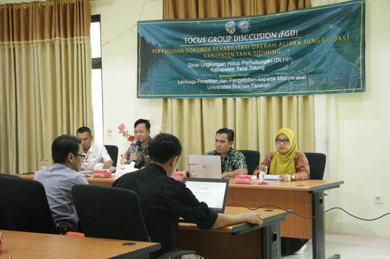 Focus Group Discussion (FGD) oleh DLHP  Mengenai Penyusunan Dokumen Rehabilitasi DAS, Studi Pengelolaan Kawasan Konservasi  dan Perencanaan Pembuatan Bangunan Konservasi Tanah dan Air Bekerjasama dengan Universitas Borneo Tarakan
